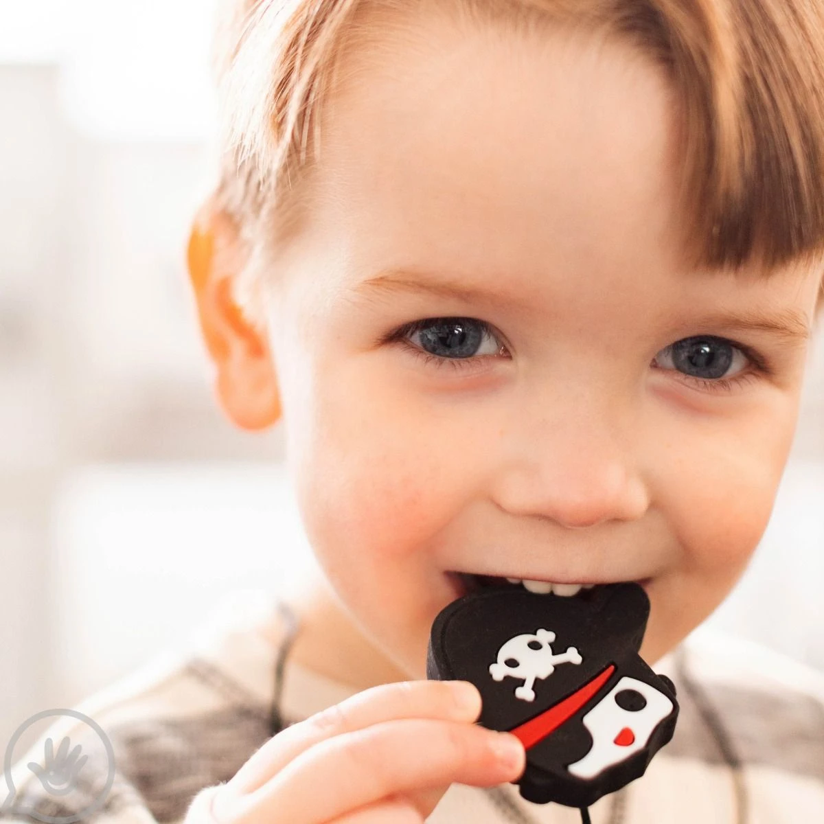 Pirate Chewy Necklace - Set Of 2 2 Pirate Chewy Necklace - Set Of 2 - Image 2