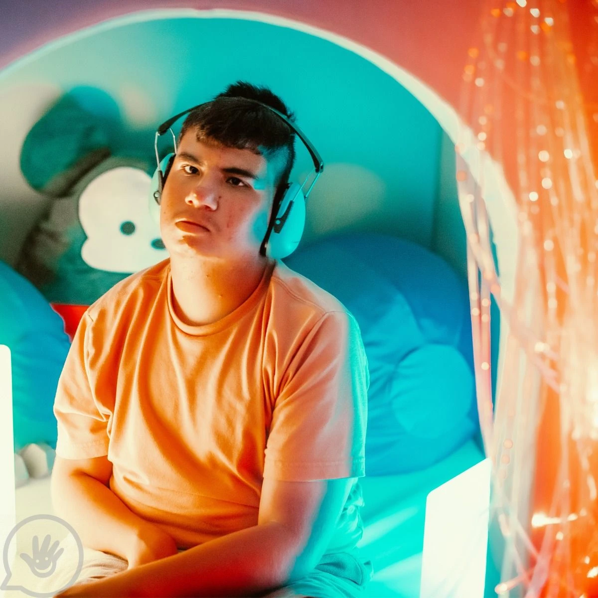 Chill Corner Small 8' X 8' 1 Chill Corner Small 8' X 8'