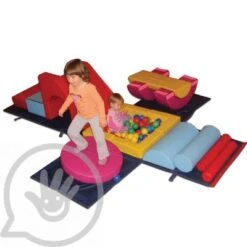 The GYMBOX™ 27 The GYMBOX™ -Children Sensory Toys eq3838 gymbox playing 1