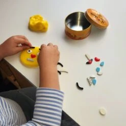 Discovery Putty® - Emoji Expressions -Children Sensory Toys sp7340 discovery putty emoji expressions 9