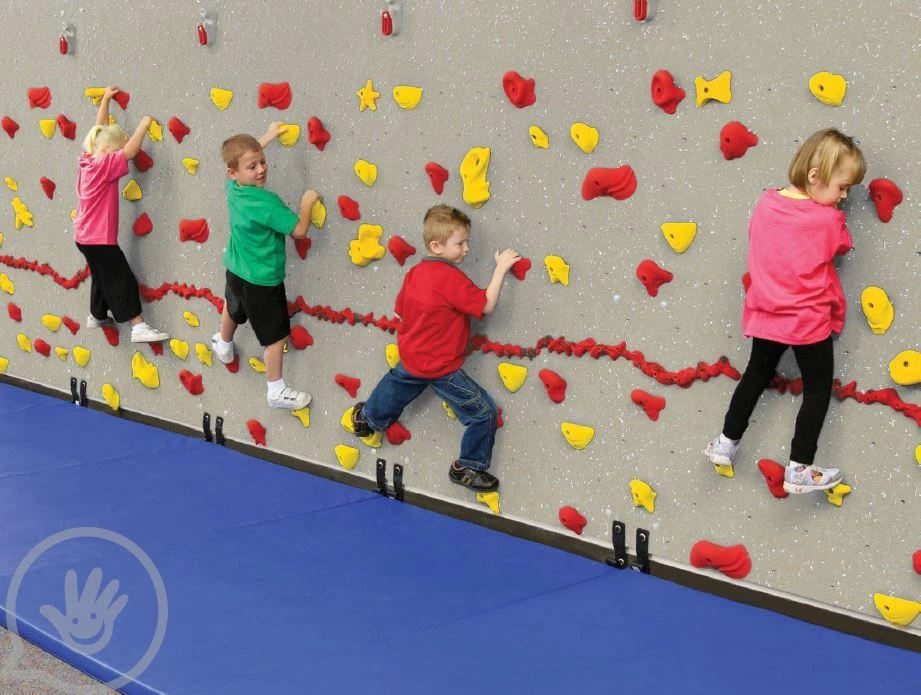 Wee Kidz Traverse Climbing Wall 2 Wee Kidz Traverse Climbing Wall - Image 2